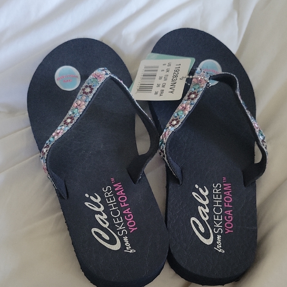 Skechers Blue and Pink Sandals Vibrant Comfort